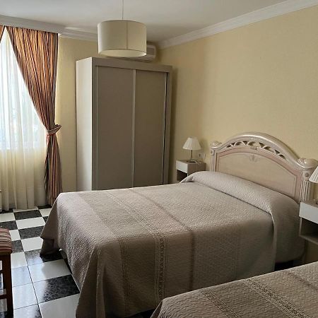 Hostal Plaza Damasco Almuñécar Eksteriør billede